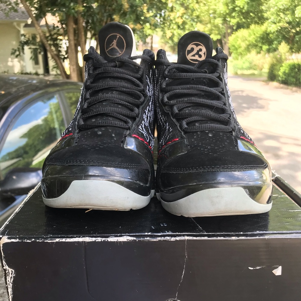 Air Jordan retro 23’s OG Black Stealth